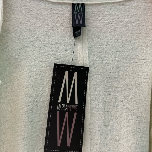 Classy comfortable throw - Picture 2 of 4